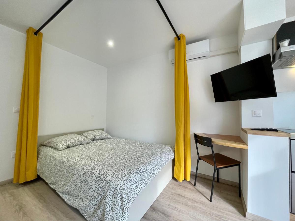 Cosy Douillet Motte *